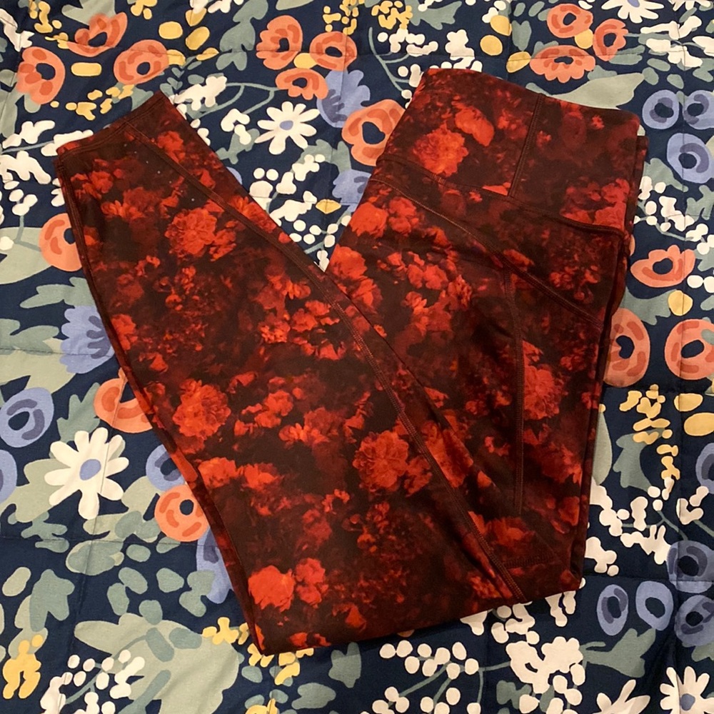 Athleta Rainier tight. Large